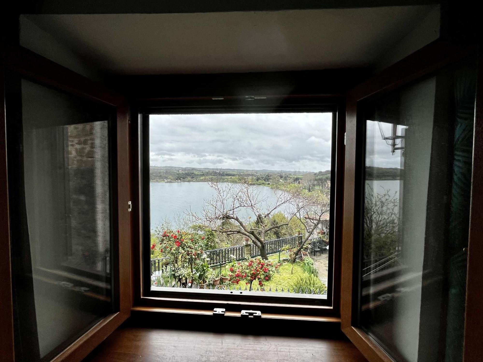 Eleganza In Centro Sul Lago - Anguillara Sabazia Εξωτερικό φωτογραφία